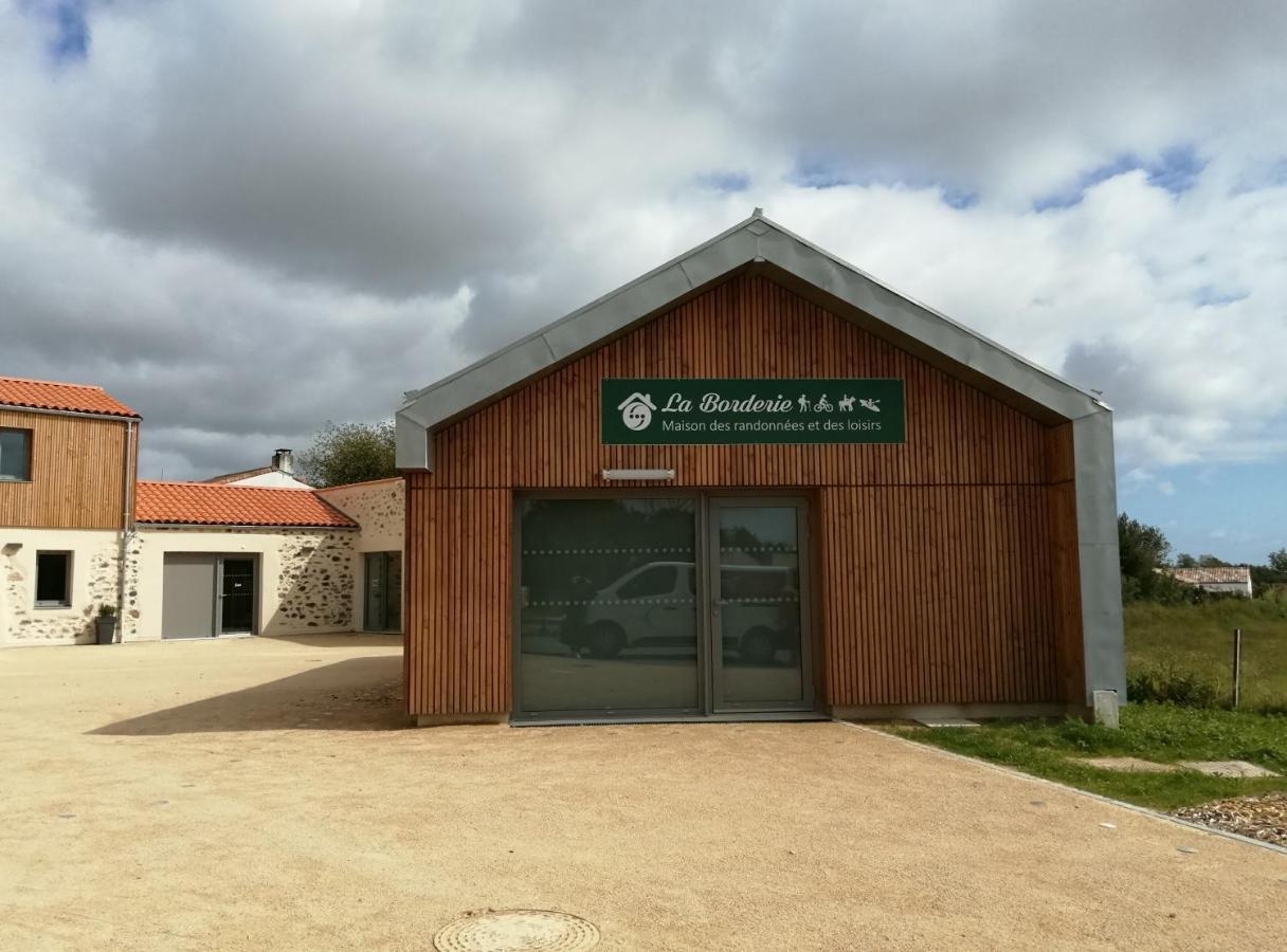 La Borderie - Maison Des Randonnees - Gite Etape - Gite De Groupe Vairé Dış mekan fotoğraf