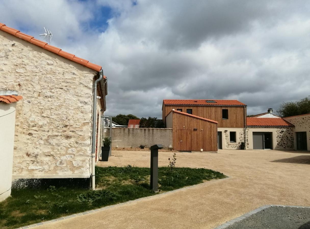 La Borderie - Maison Des Randonnees - Gite Etape - Gite De Groupe Vairé Oda fotoğraf